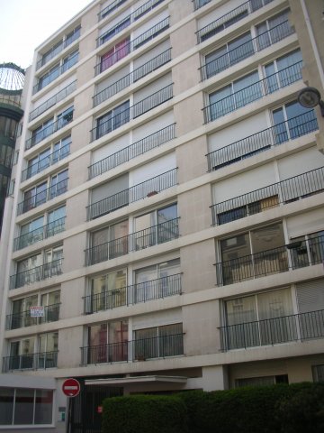 Location appartement meubléParis 75014